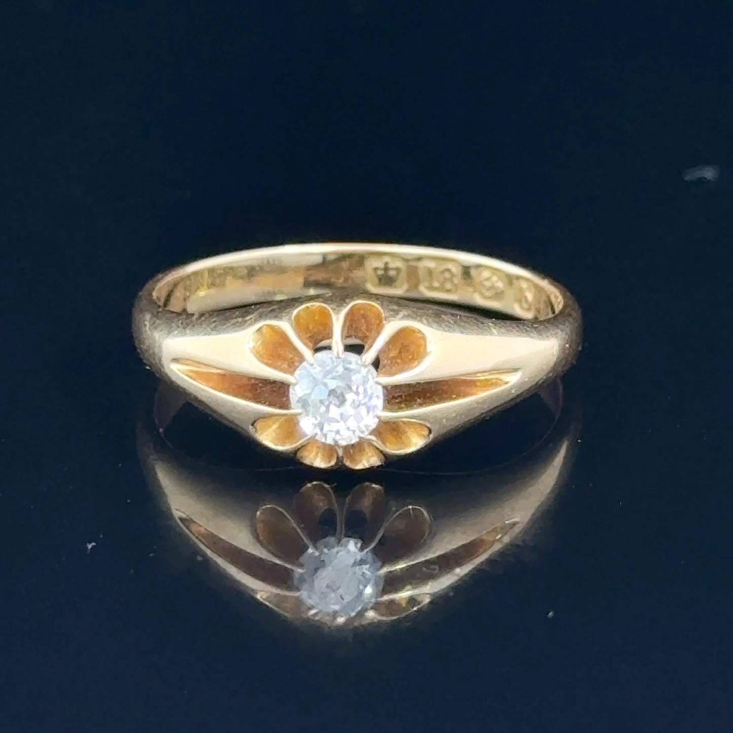 18K Yellow Gold Mans Diamond Gypsy Ring
