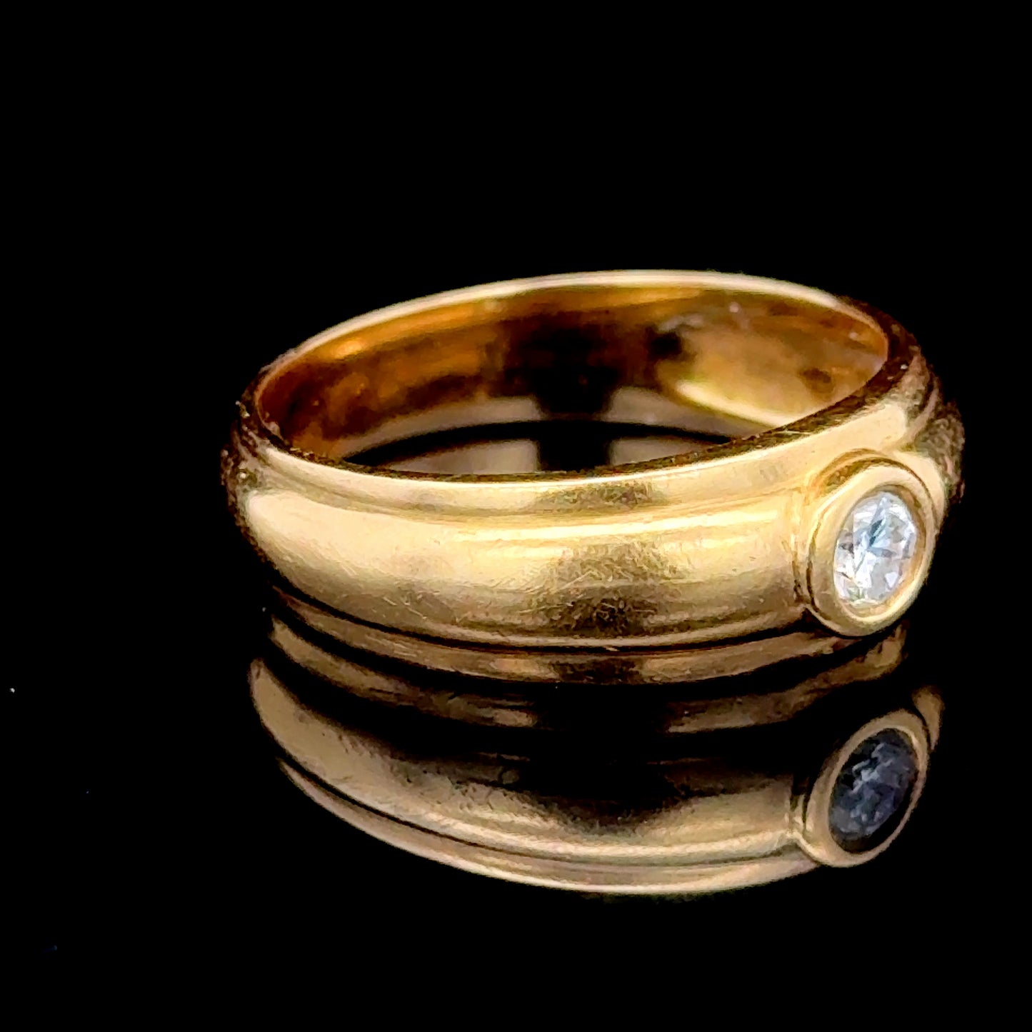 Men's 18K Yellow Gold Diamond Solitaire Band Rubover APX 0.15 CTS