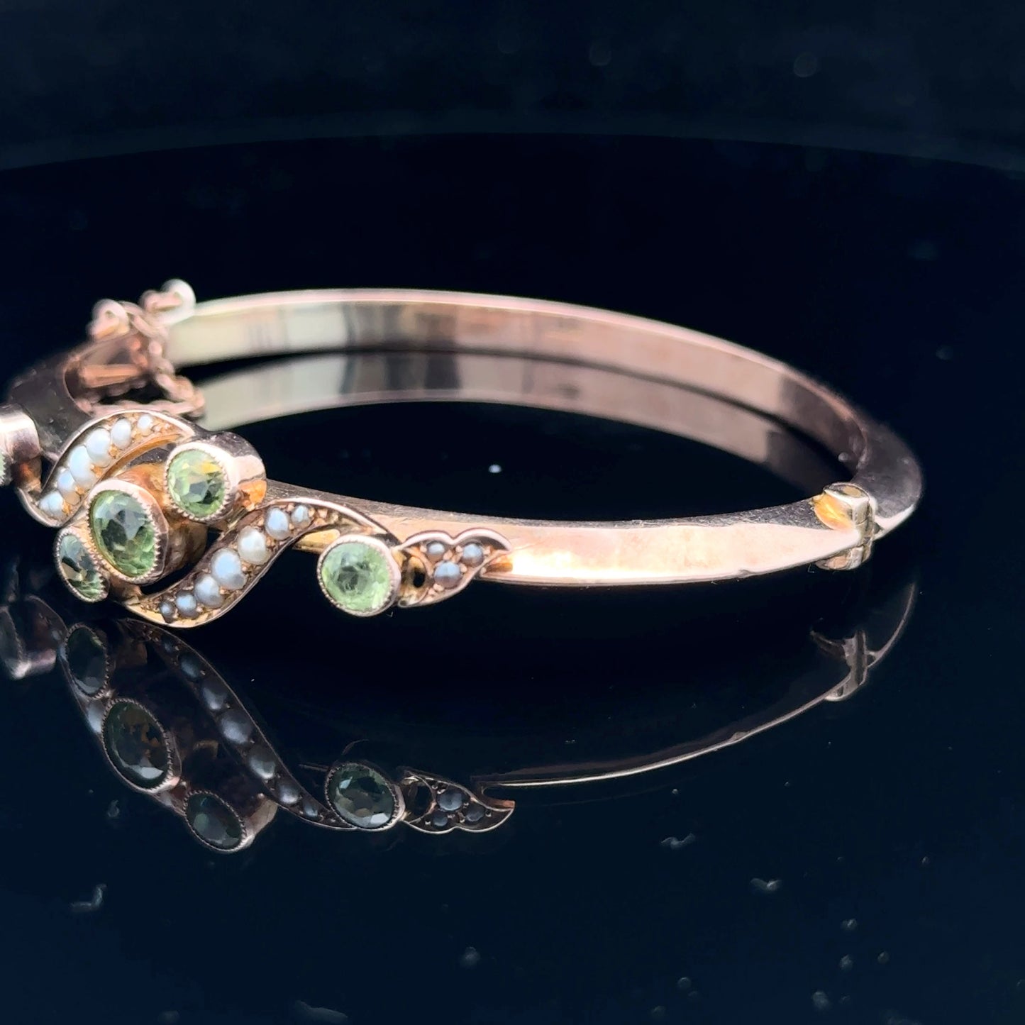 9K Rose Gold Pearl & Peridot Bangle
