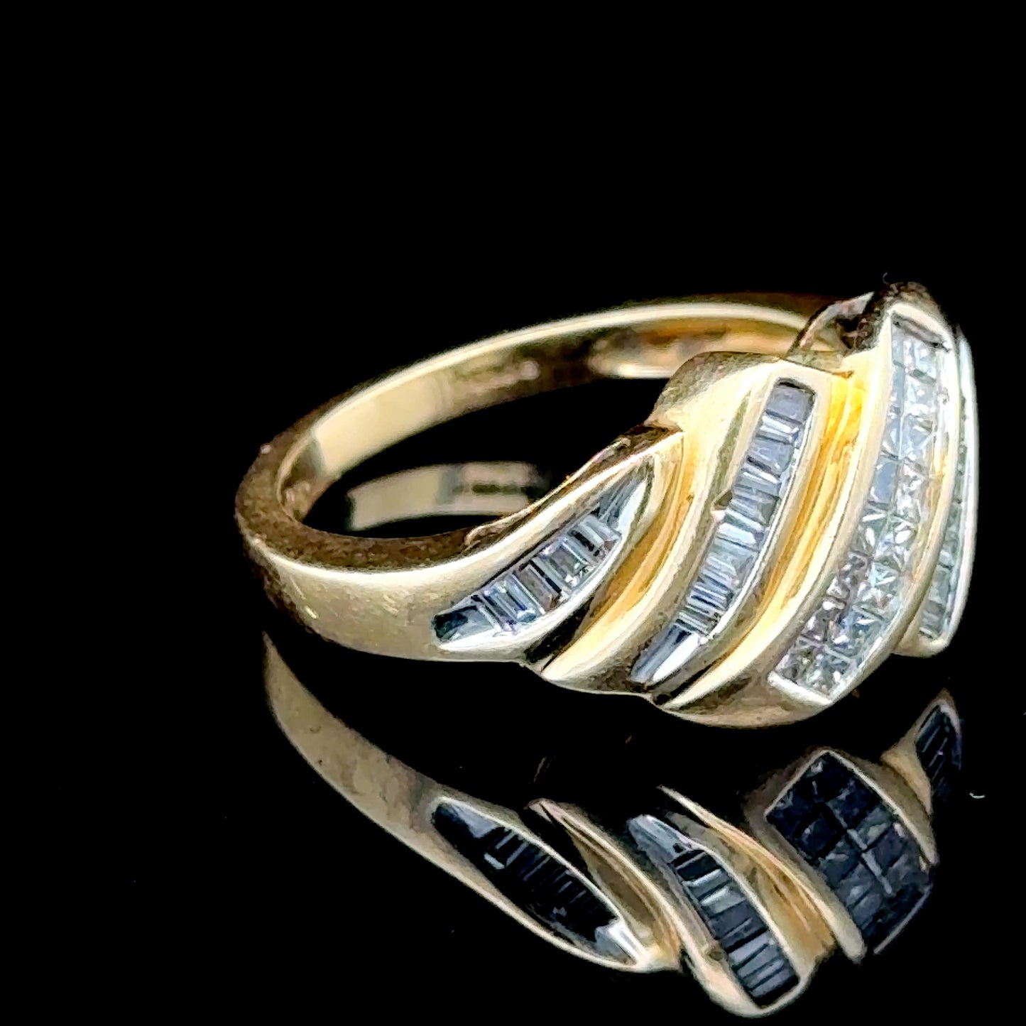 18K Yellow Gold Diamond Baguette Knot Ring APPX 0.75 CTS