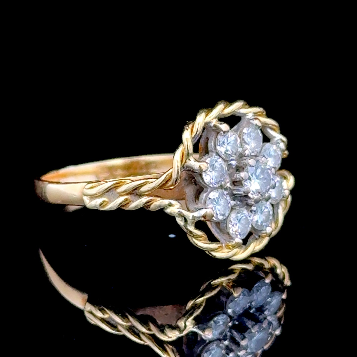 18K Yellow Gold Rope Edged Diamond Cluster Ring