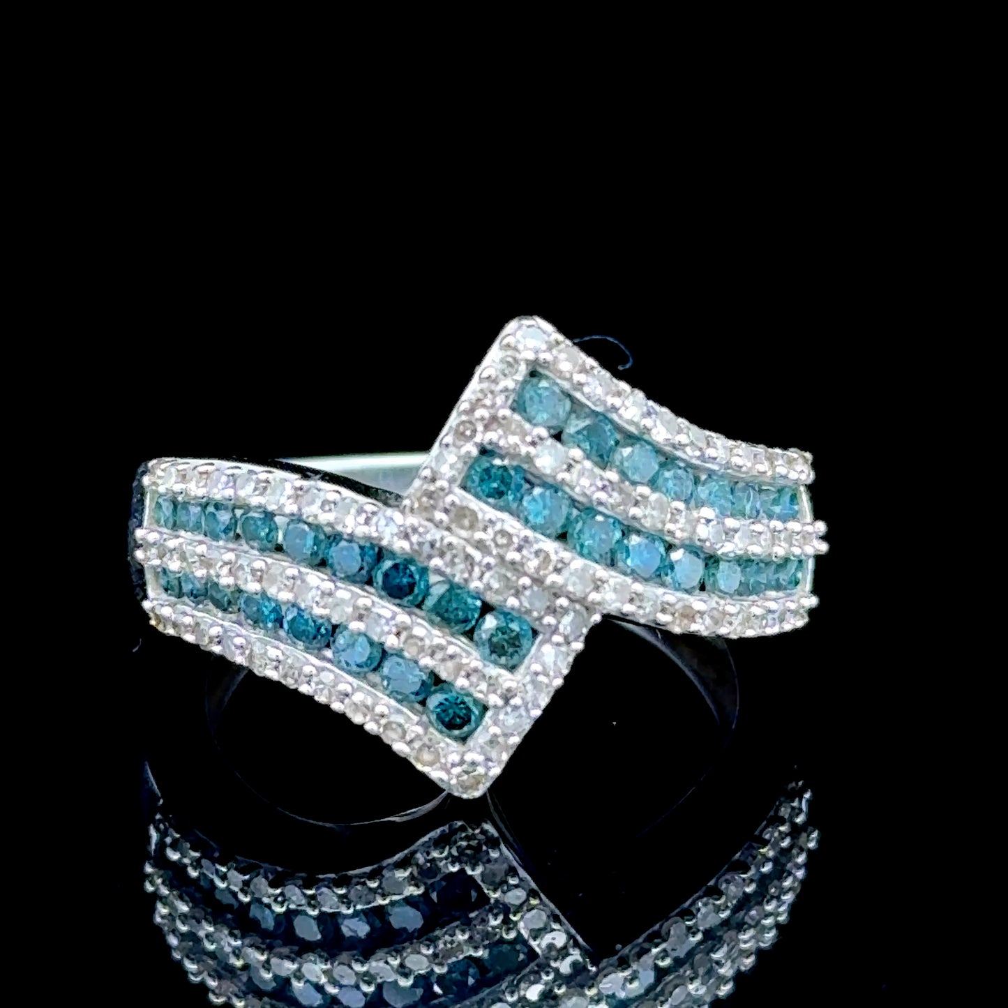 9K White Gold Blue & White Diamond Crossover Ring APPX 1.0 CTS