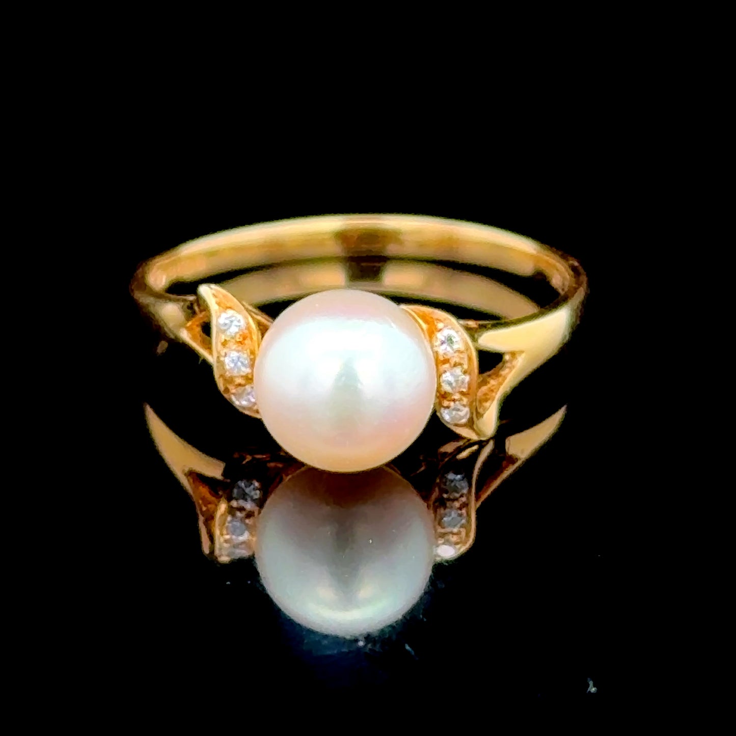 18K Yellow Gold Pearl & Diamond Ring 2.09 GMS