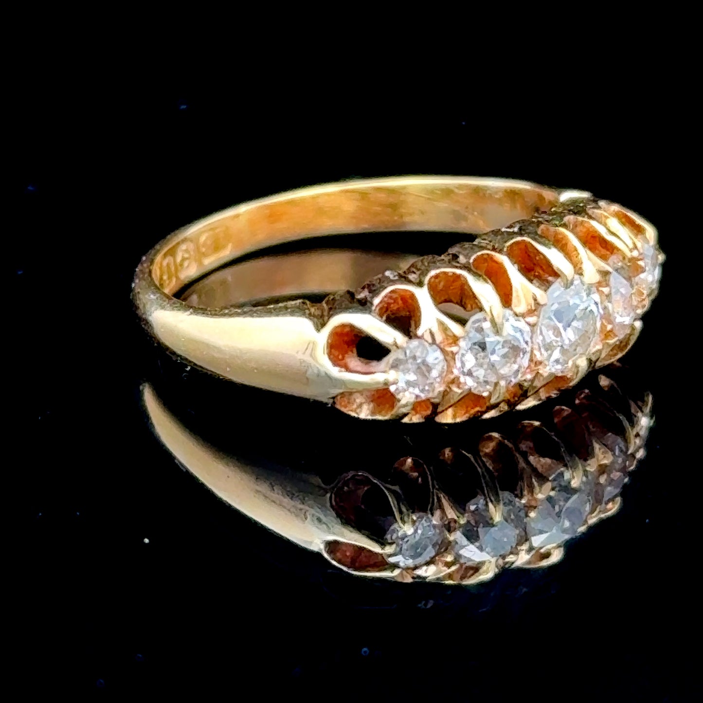 18K Yellow Gold Antique Diamond 5 Stone Ring APPX 0.65 CTS
