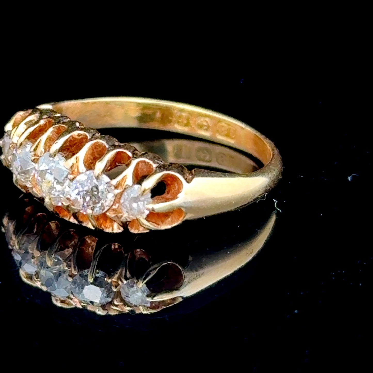 18K Yellow Gold Antique Diamond 5 Stone Ring APPX 0.65 CTS