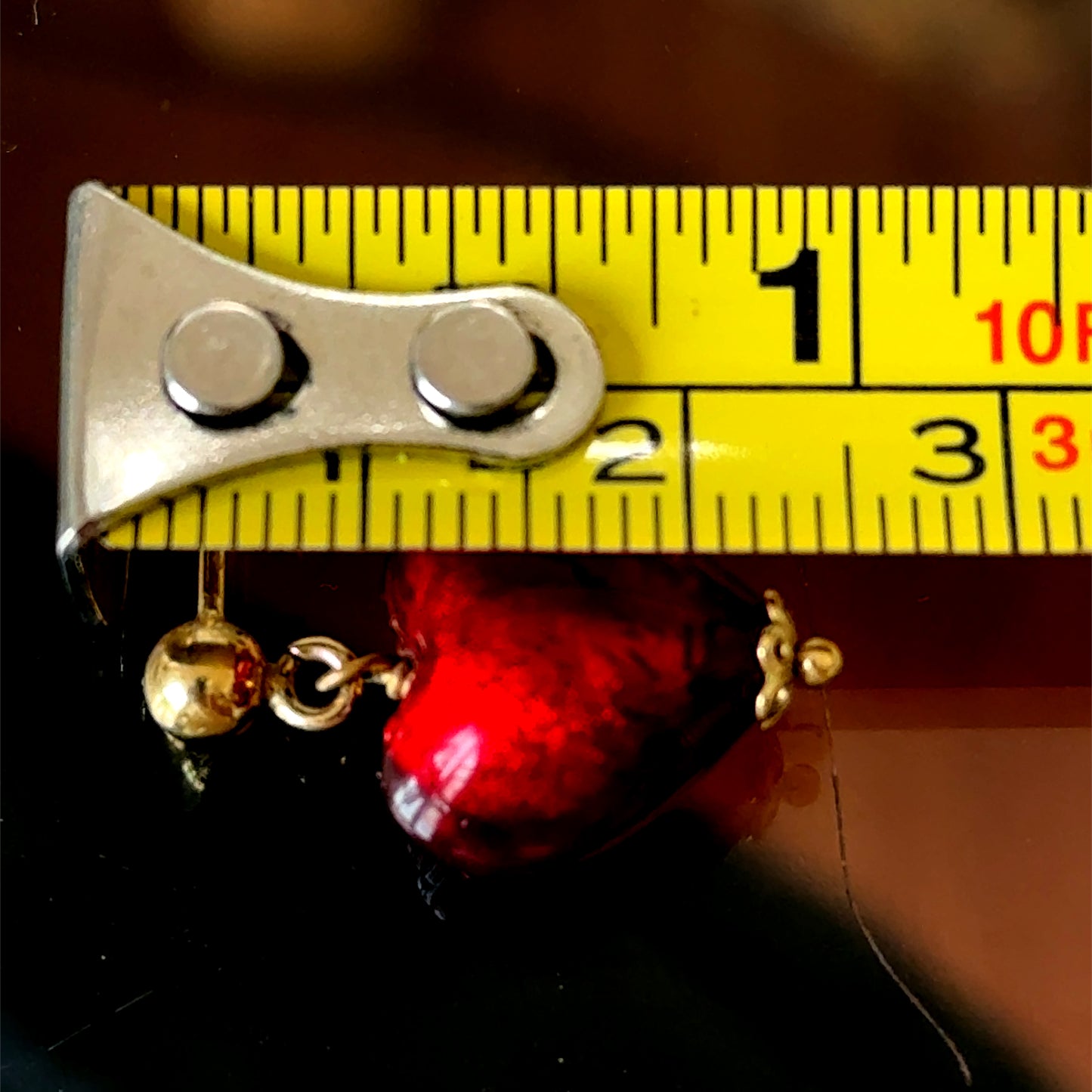 9K Gold Red Glass Heart-Shaped Earrings