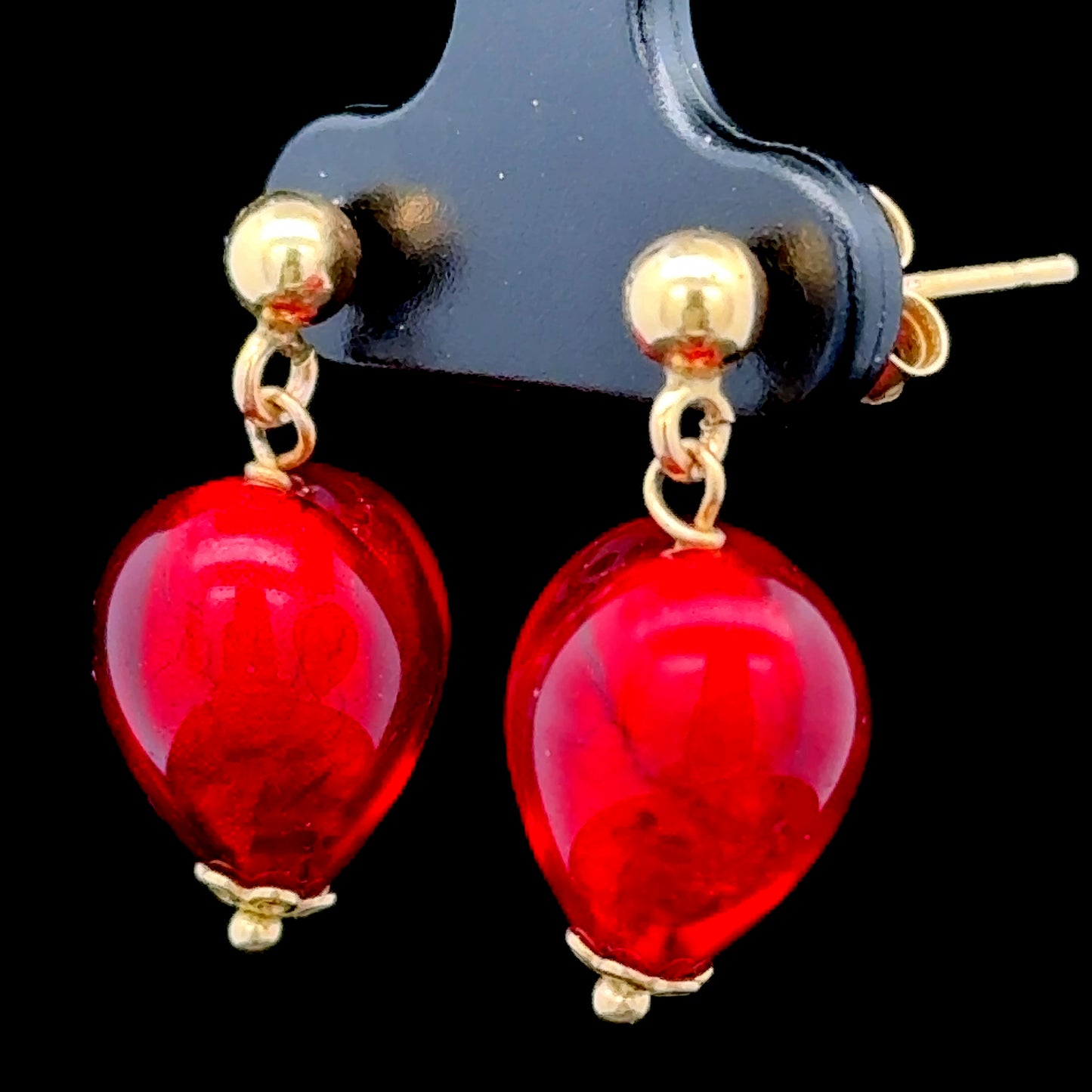9K Gold Red Glass Heart-Shaped Earrings