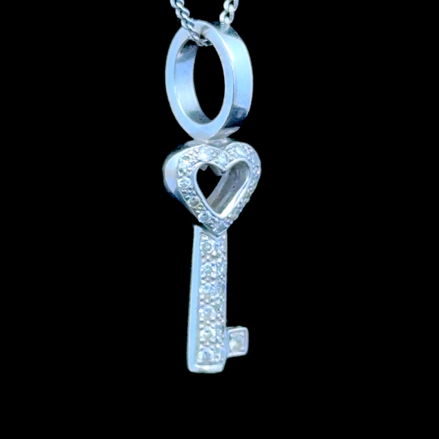 18K White Gold Diamond Key Pendant