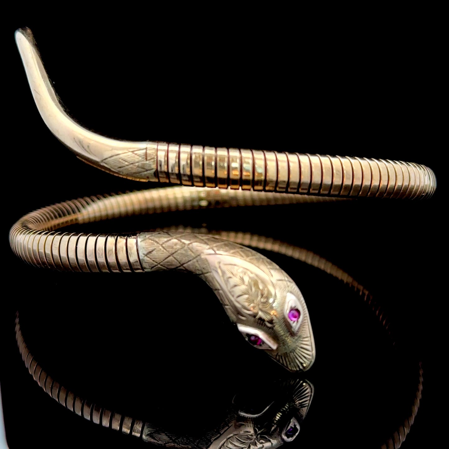 9K Yellow Gold Edwardian Snake Bangle