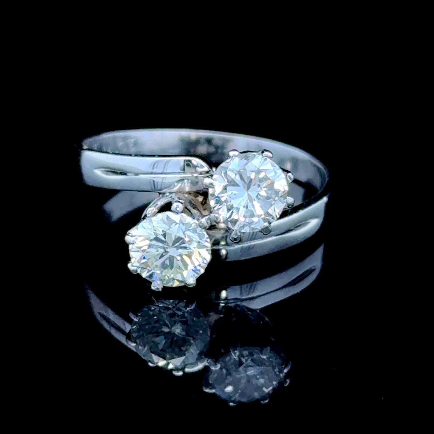 18K White Gold 2 Stone Diamond Ring APPX 1.2 CTS