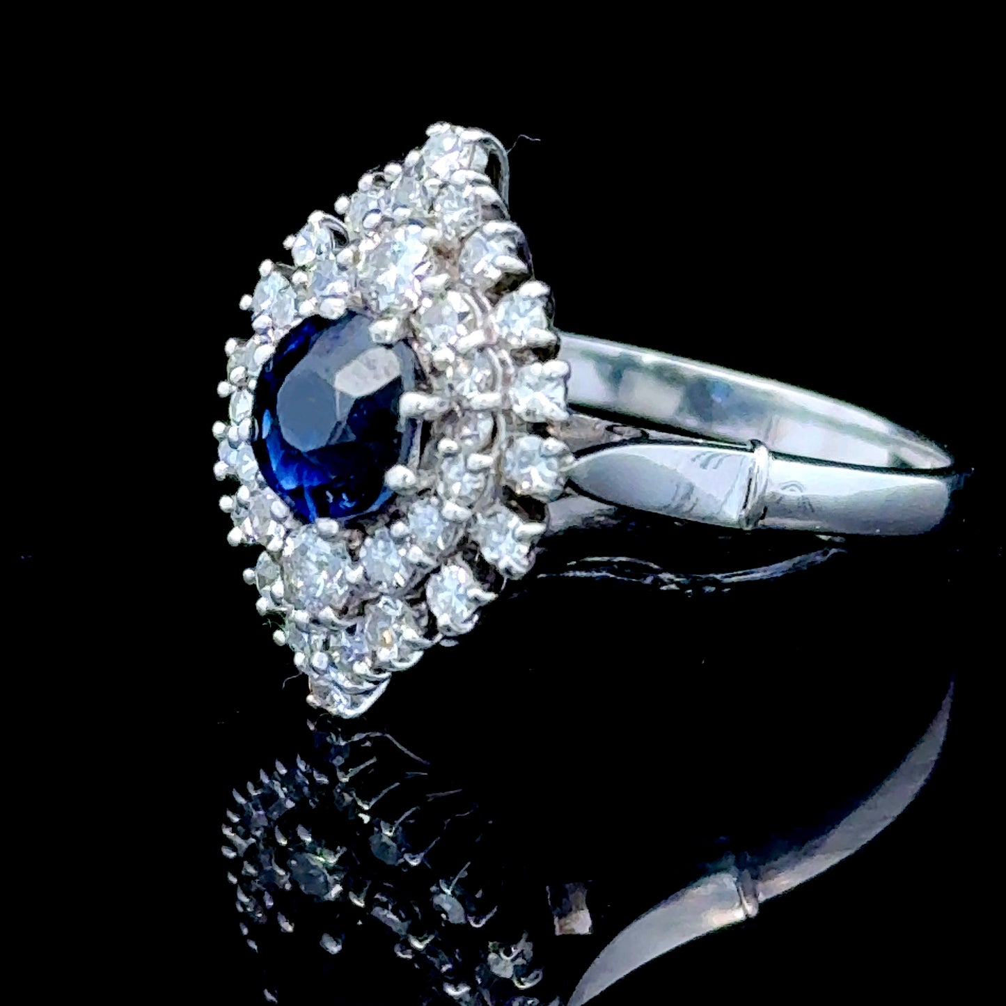 18K White Gold Marquise Shape Diamond & Sapphire Cluster Ring
