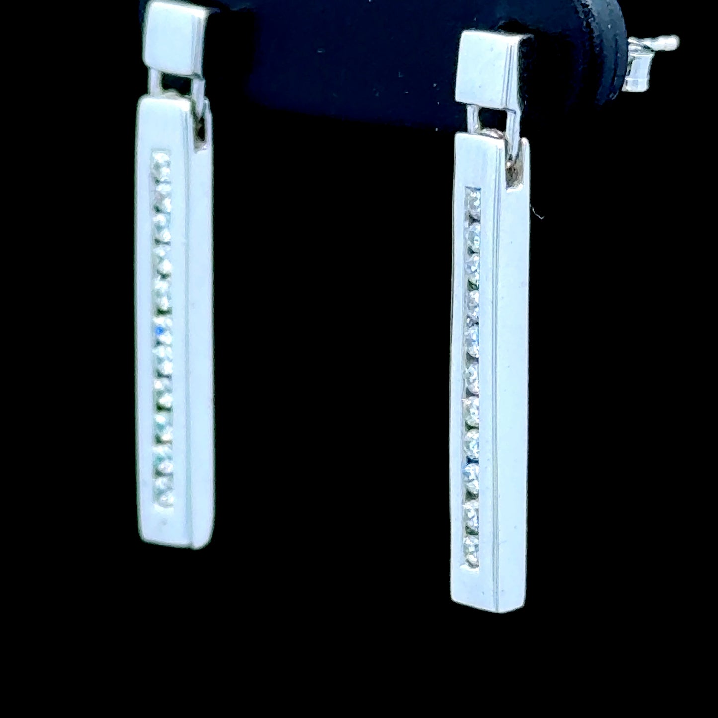 9K White Gold Diamond Drop Earrings