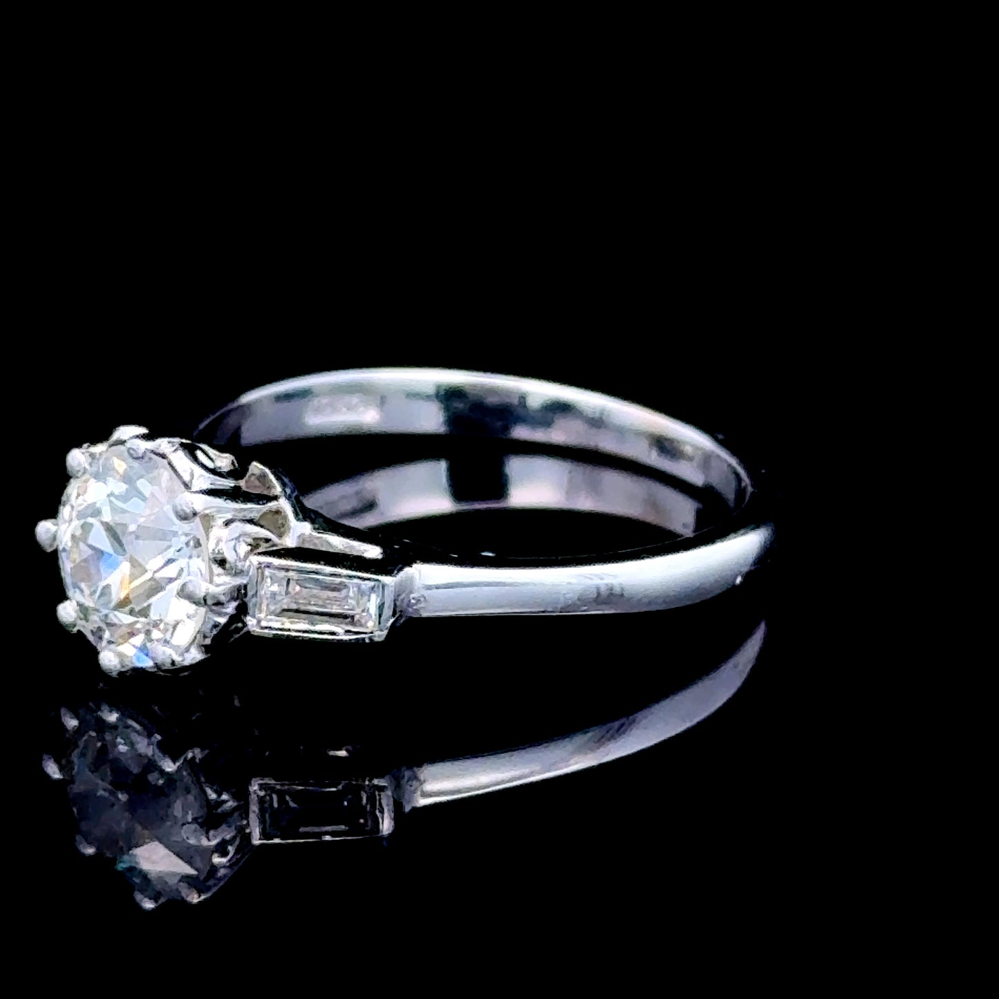 18K White Gold Diamond Solitaire Ring With Baguette Shoulders APPX C:1.0 CTS Total:1.2 CTS