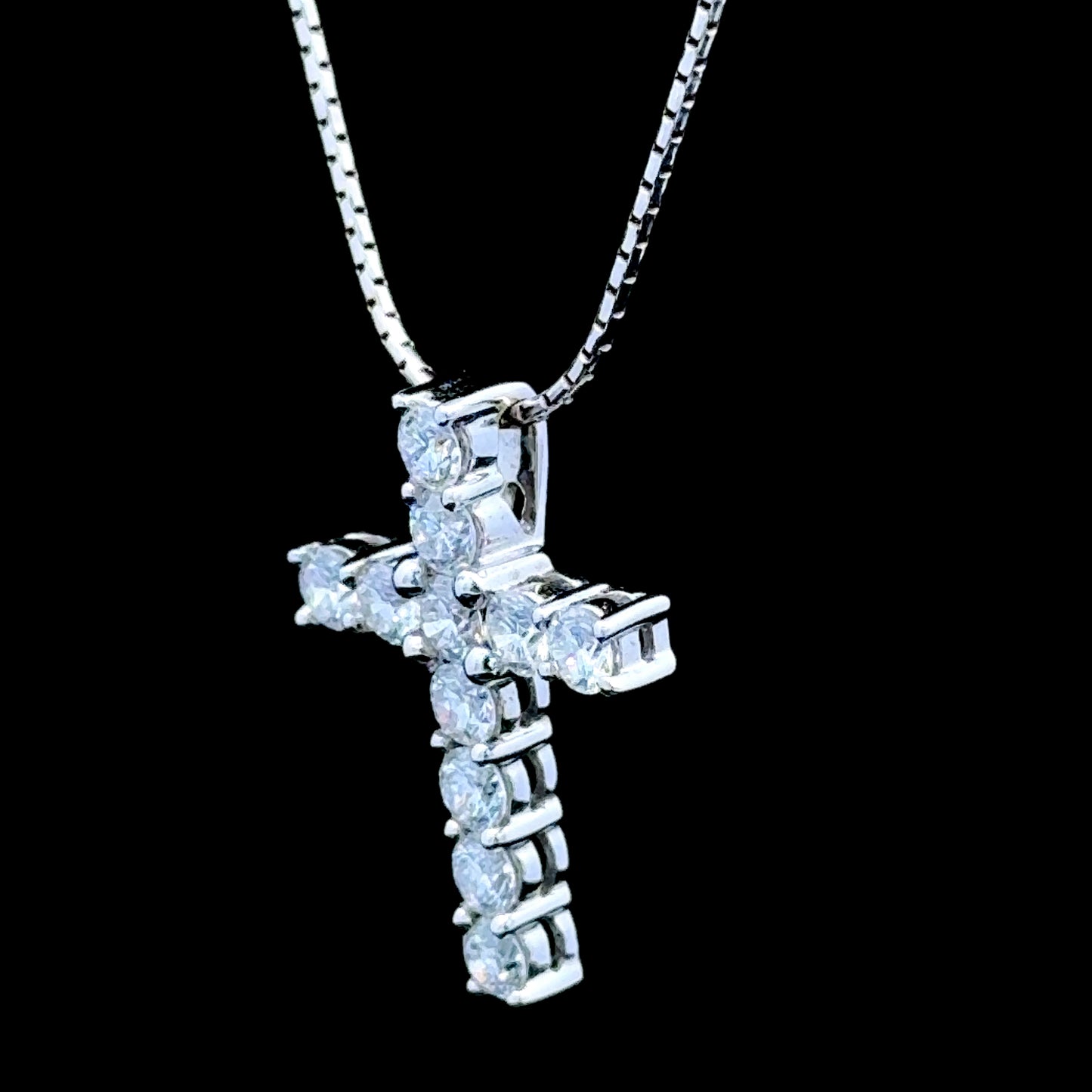 18K White Gold & Diamond Cross APPX 1.0 CTS
