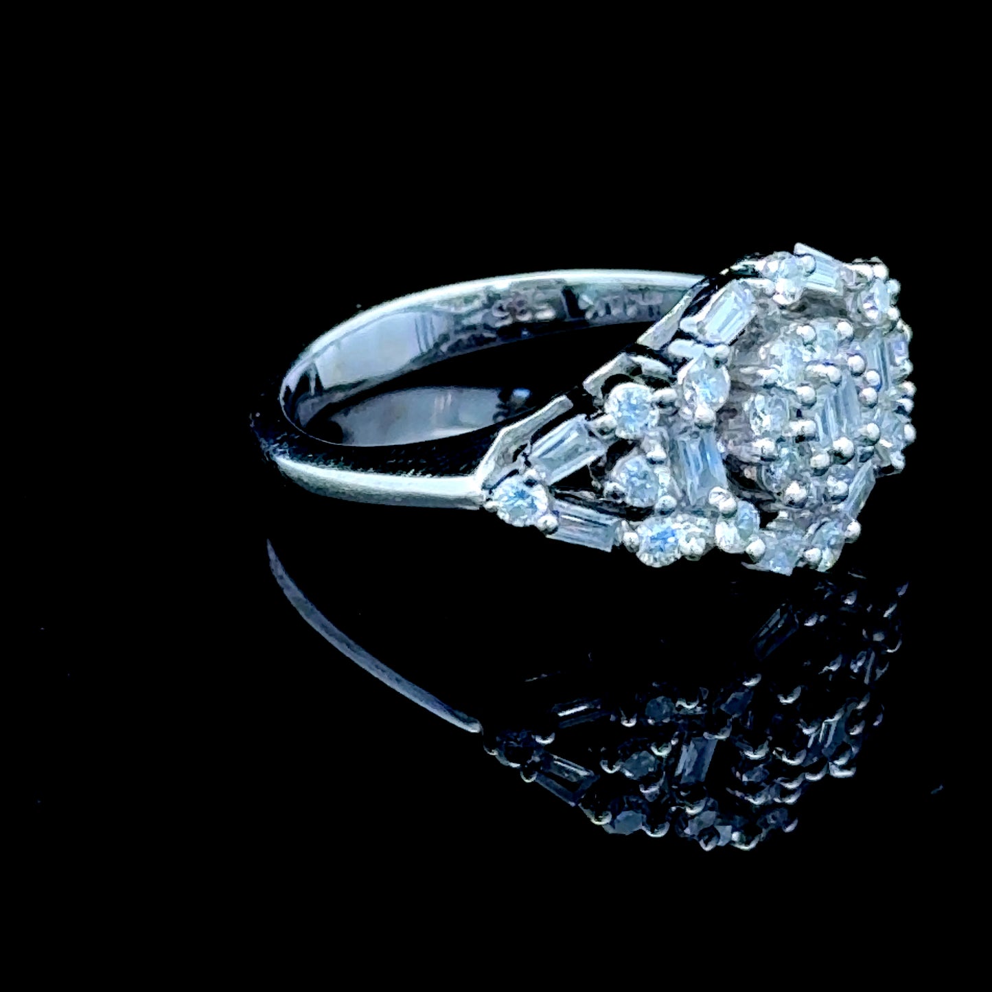 14K White Gold Diamond Fancy Cluster APPX 0.75 CTS