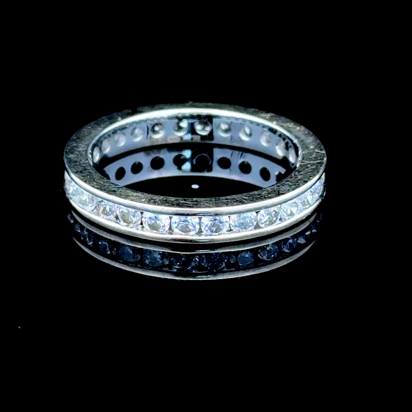 18K White Gold Full Diamond Eternity Band 1.0 CTS