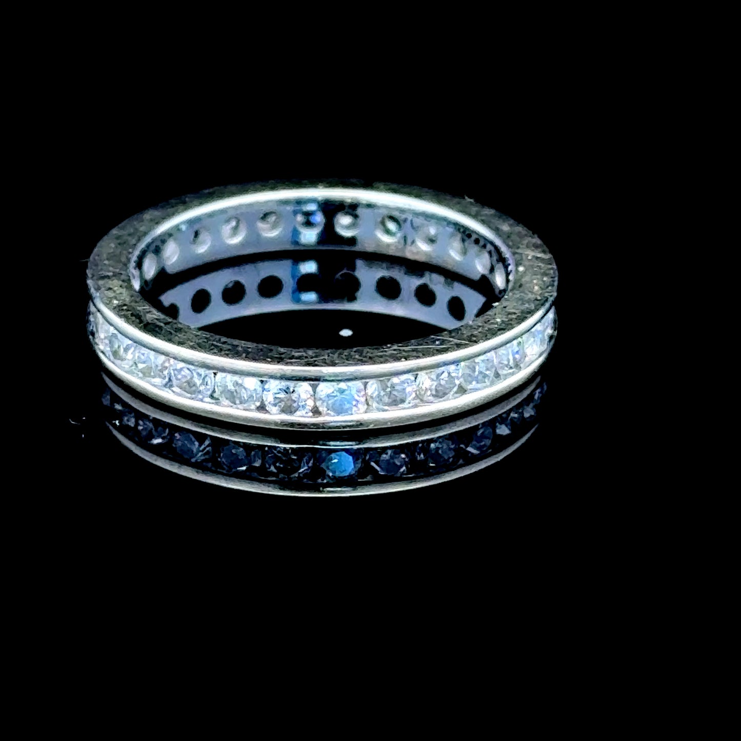 18K White Gold Full Diamond Eternity Band 1.0 CTS