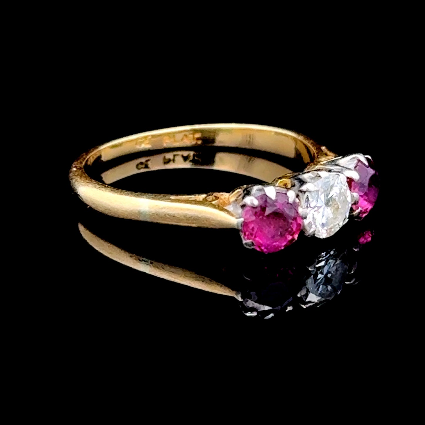 18K Yellow Gold Ruby & Diamond Ring