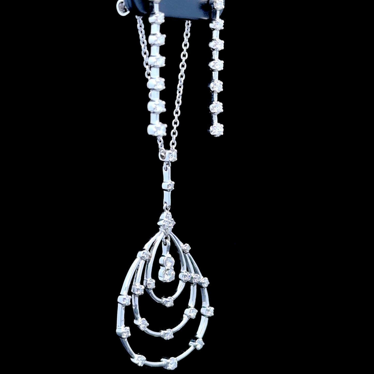 18K White Gold Oval Diamond Pendant & Line Earring Set