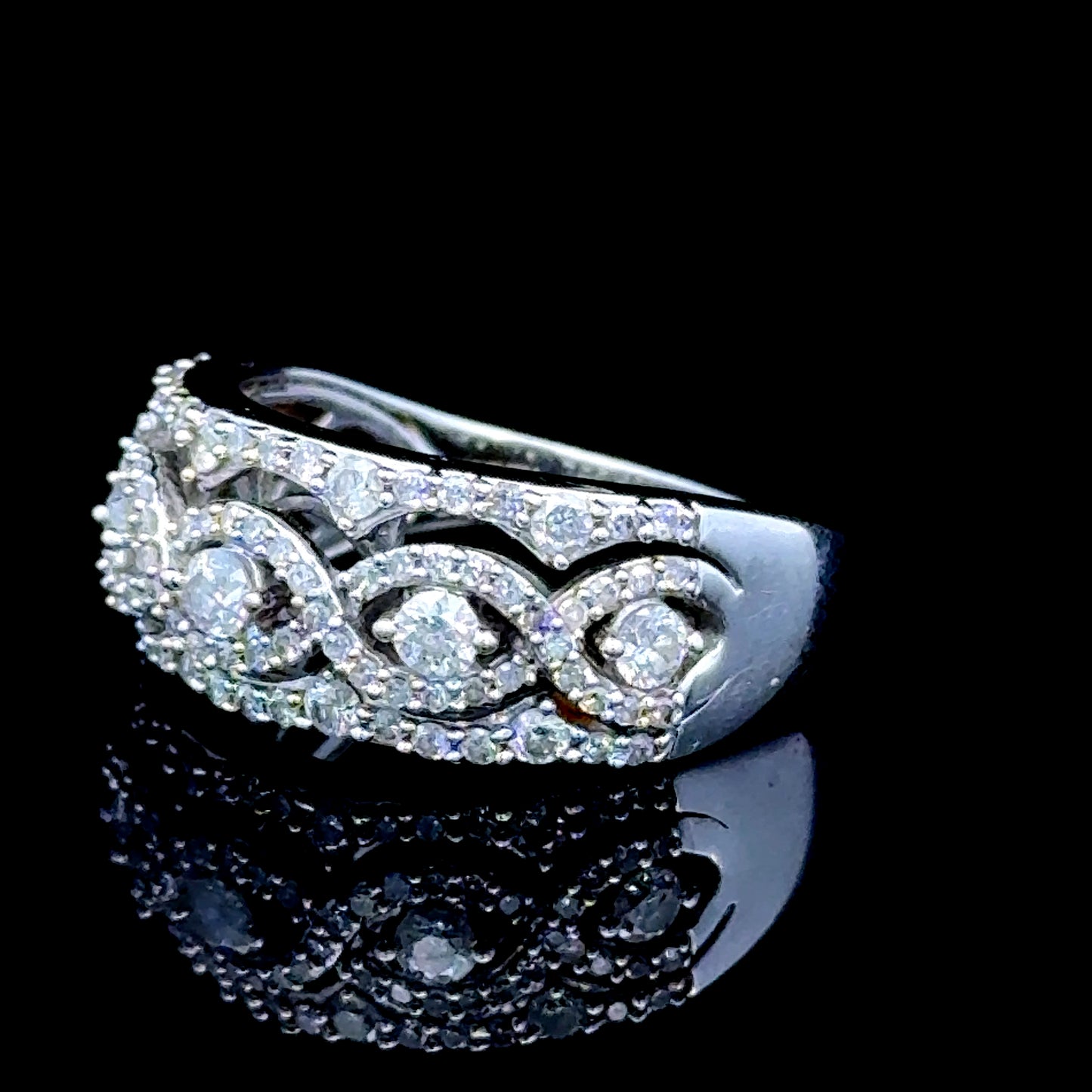 14K White Gold Diamond Cluster Band APPX 1.25 CTS