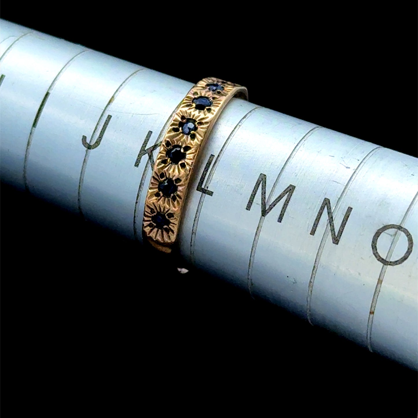 9K Yellow Gold Sapphire Band