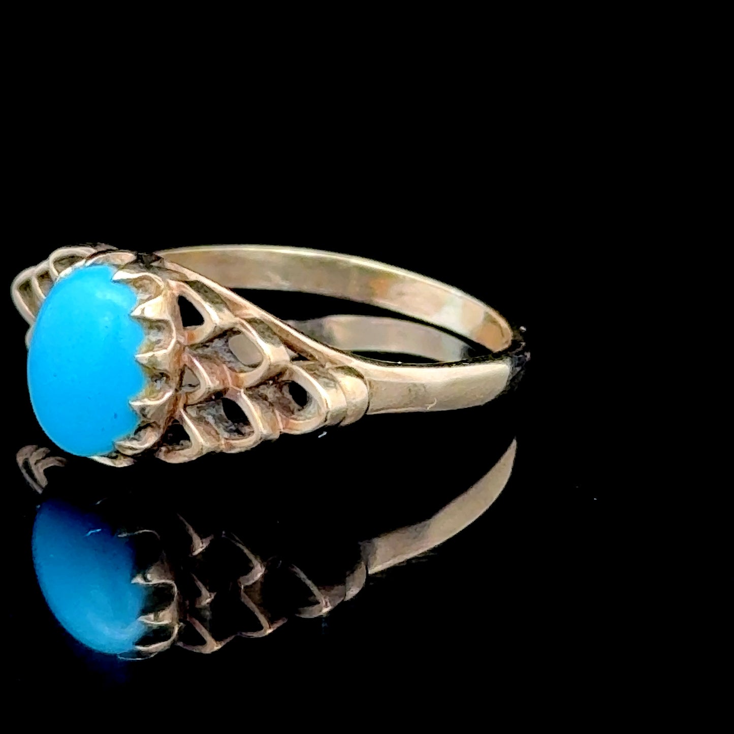 9K Yellow Gold Turquoise Ring