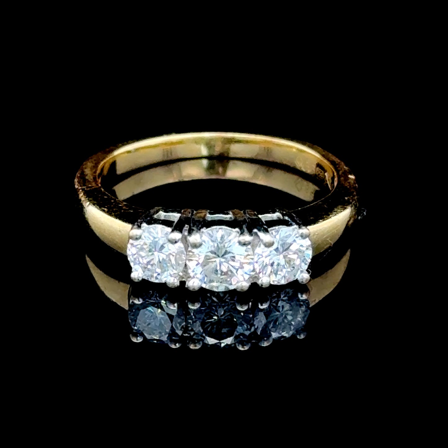18K Yellow Gold Diamond 3 Stone Ring APPX 0.8 CTS