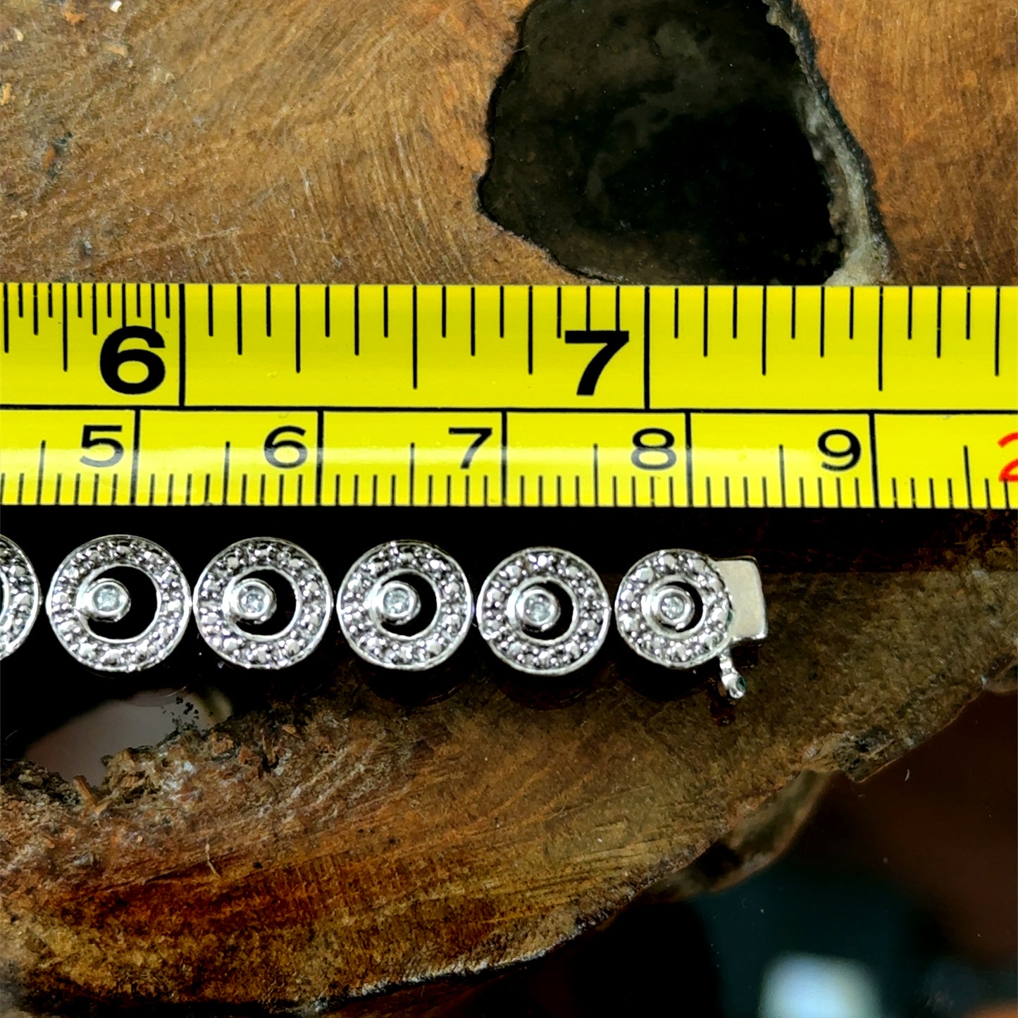 9K White Gold Diamond Bracelet 0.75 CTS