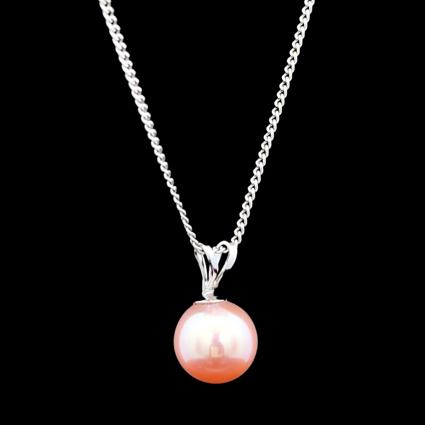 9K White Gold Pink Pearl Pendant