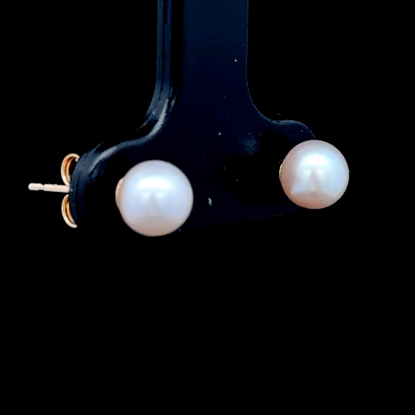 9K White Gold Pink Pearl Studs