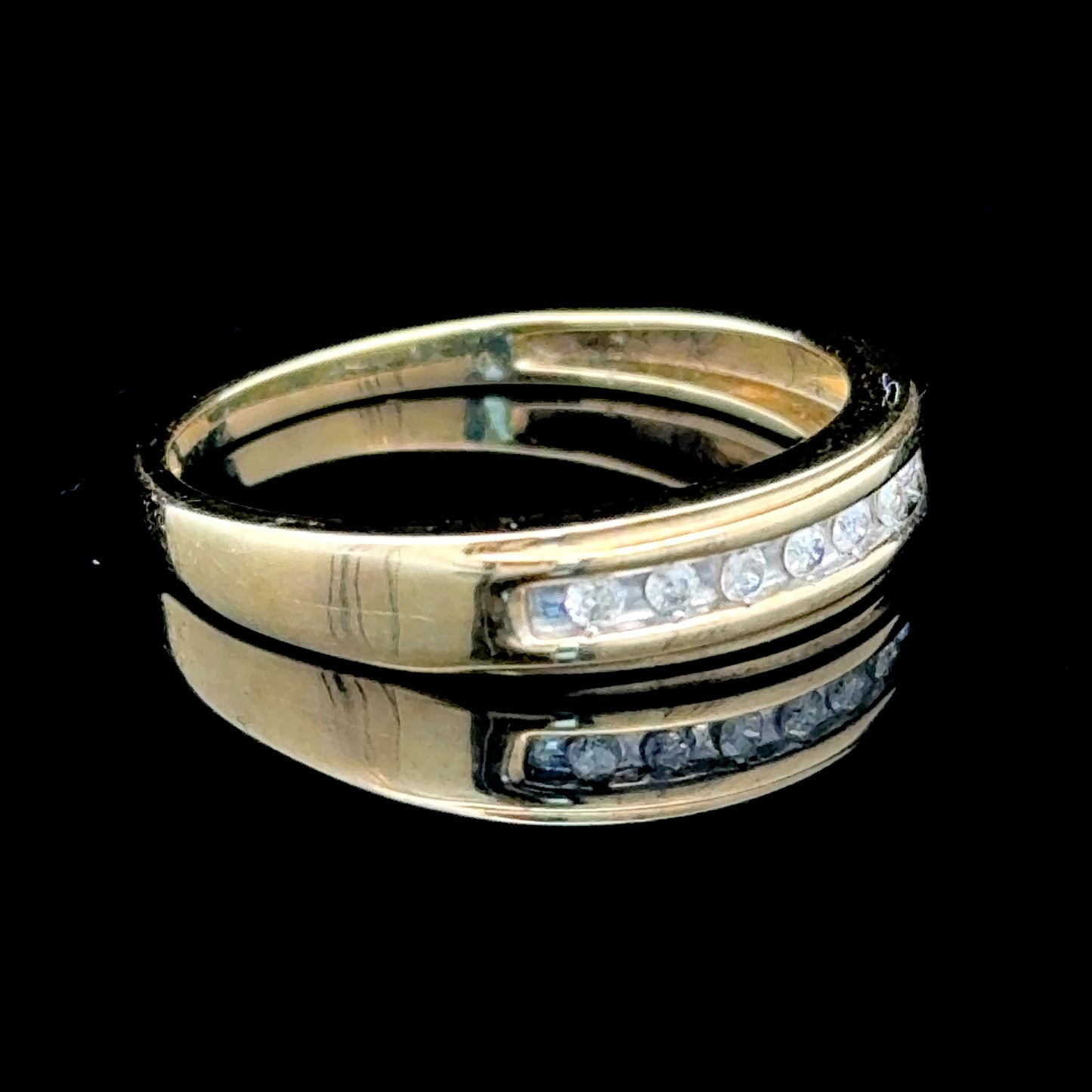 9K Yellow Gold Diamond Band
