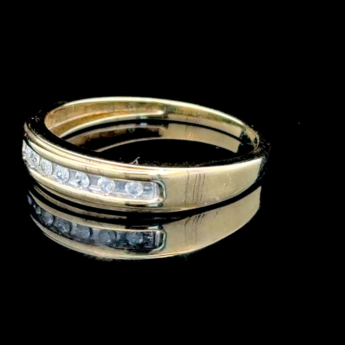 9K Yellow Gold Diamond Band