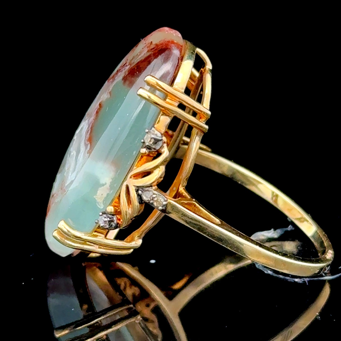 9K Yellow Gold Chalcedony & Diamond Ring