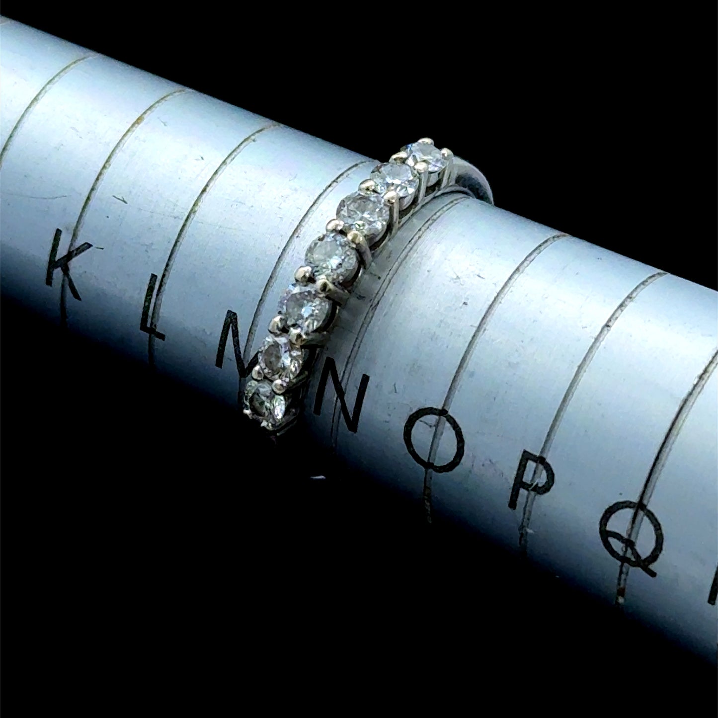 18k White Gold 7 Stone Diamond Eternity Ring 0.5 ct
