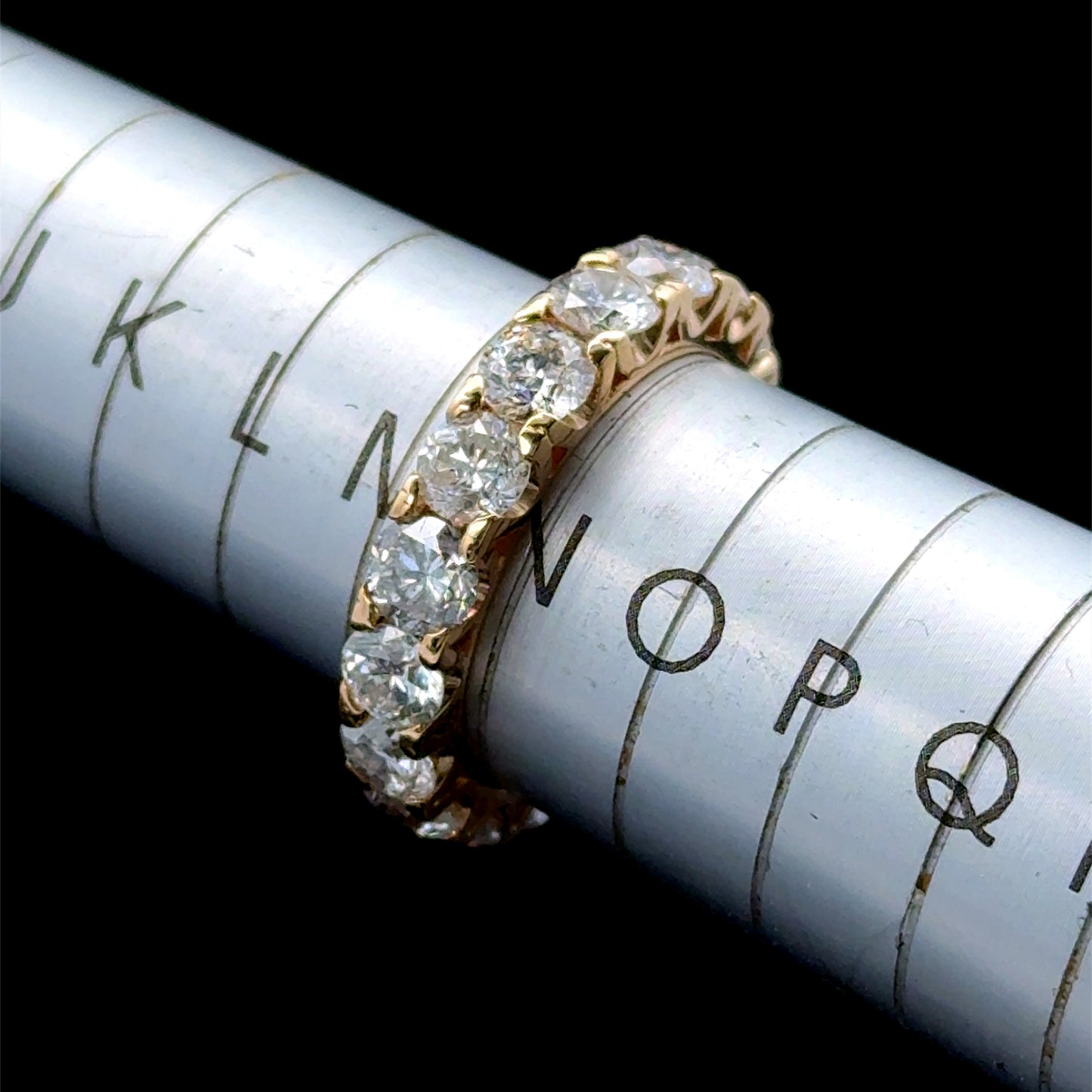 18K Yellow Gold Diamond Eternity Ring APPX 4.3 CTS