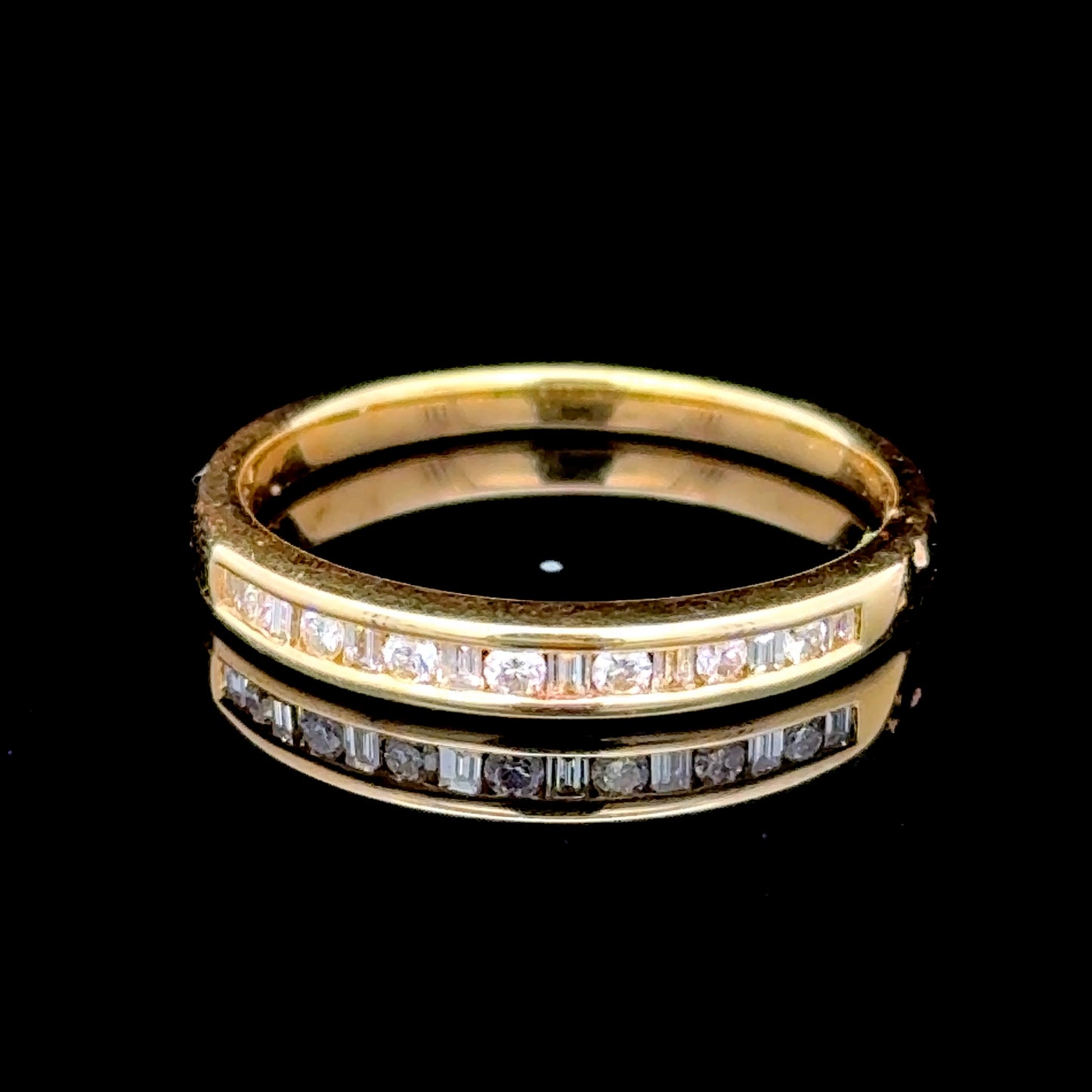 18K Yellow Gold Baguette Diamond Band