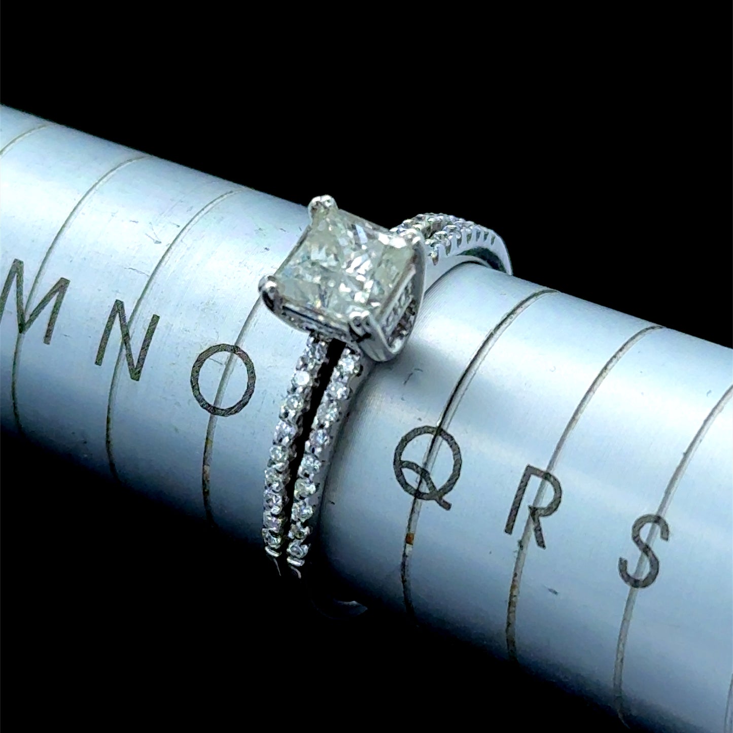 18K White Gold Princess Cut Diamond Solitaire Ring With Diamond Shoulders APPX 1.0 CTS Centre