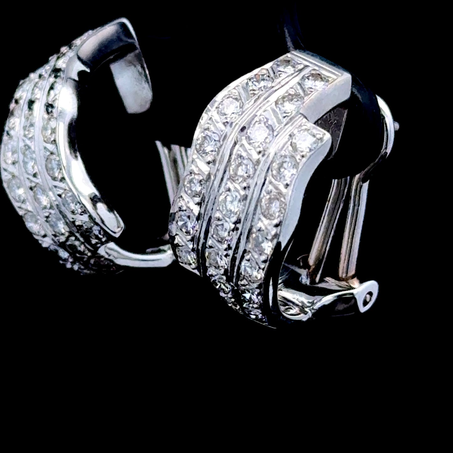 18K White Gold Diamond Clip Earrings APPX 2.0 CTS Total