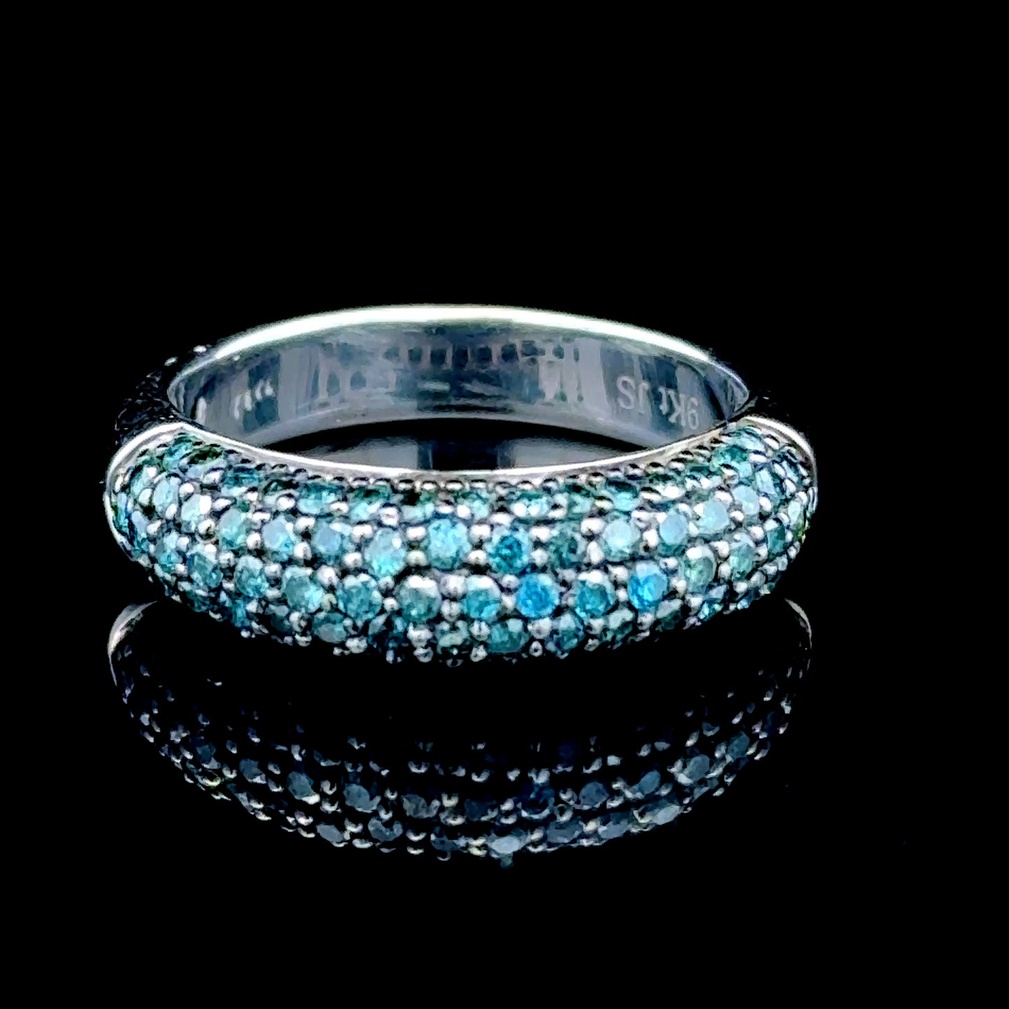 9K White Gold Blue Diamond Band