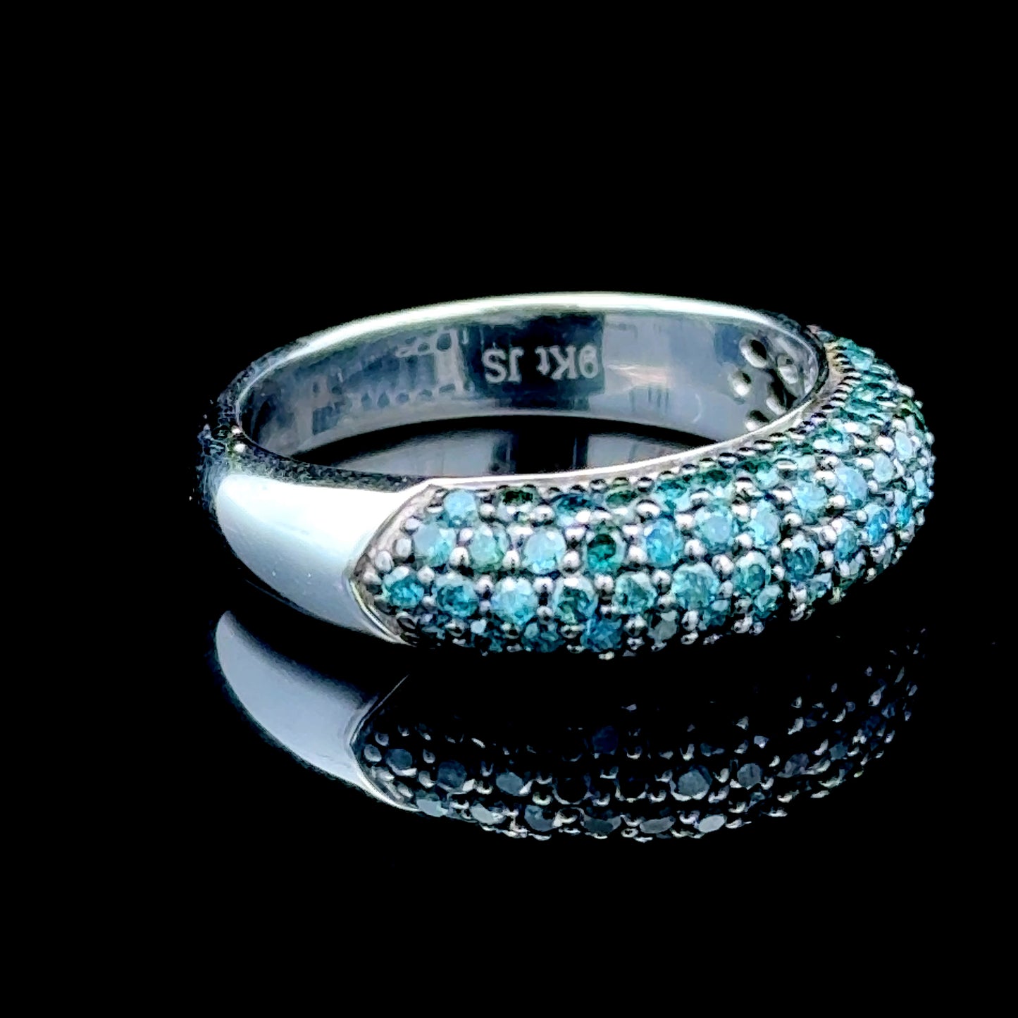 9K White Gold Blue Diamond Band
