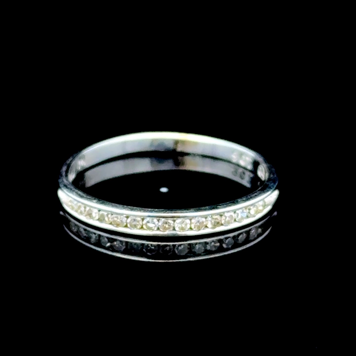 9K White Gold Diamond Band
