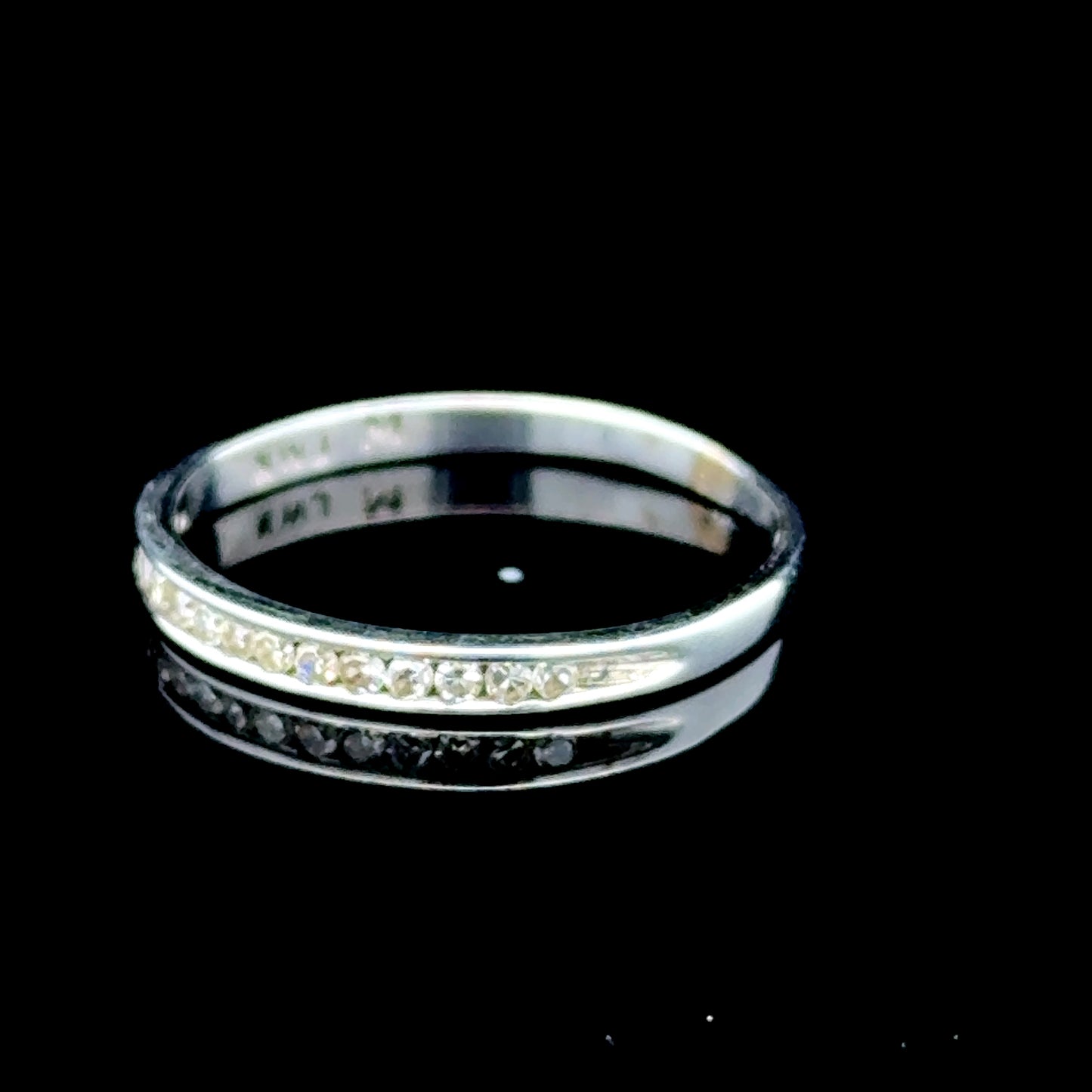 9K White Gold Diamond Band