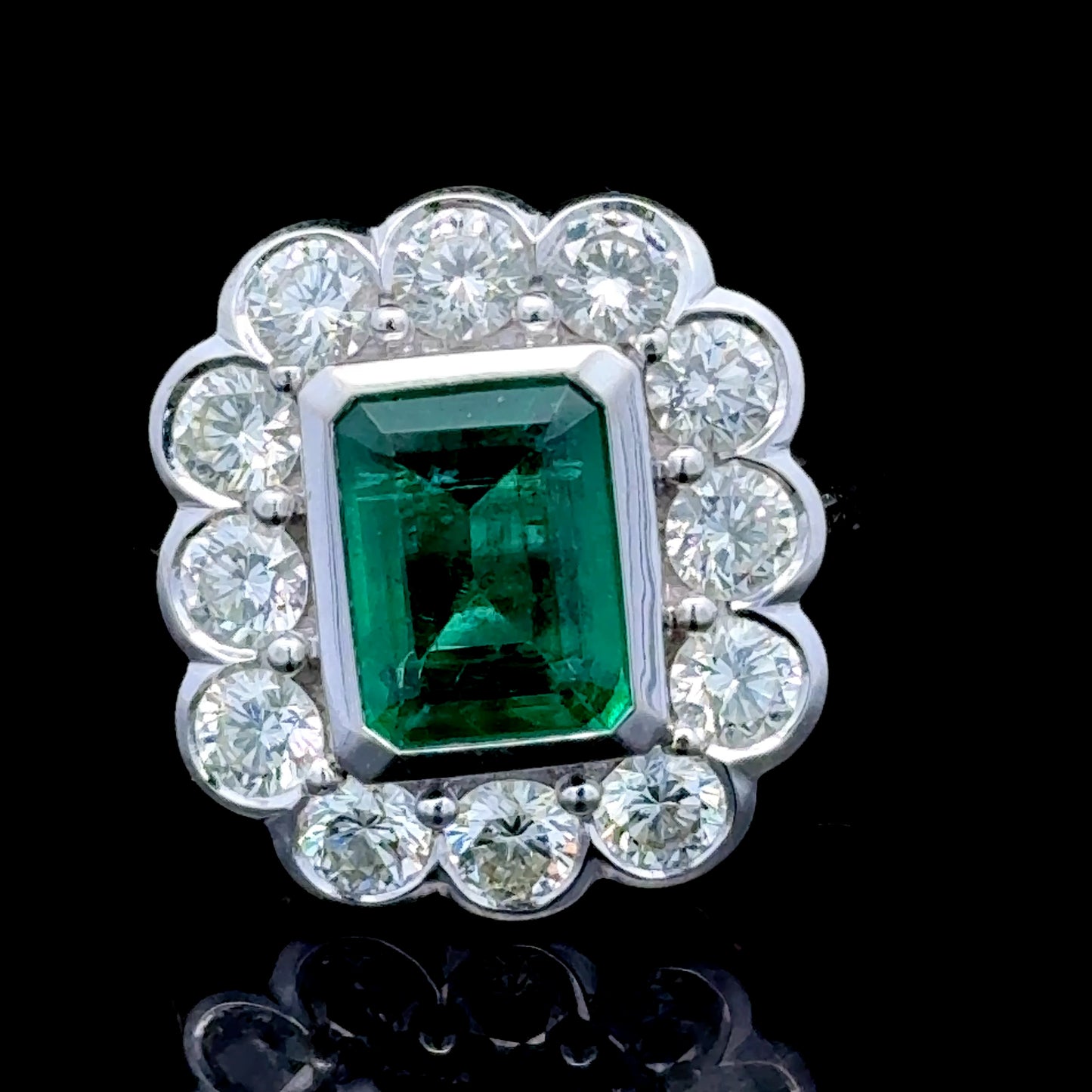 18K White Gold Emerald & Diamond Cluster Ring APPX D:2.0 CTS , E:2.8 CTS