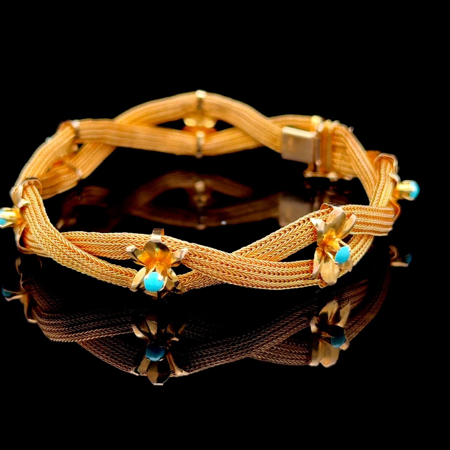 18K Yellow Gold & Turquoise Bracelet
