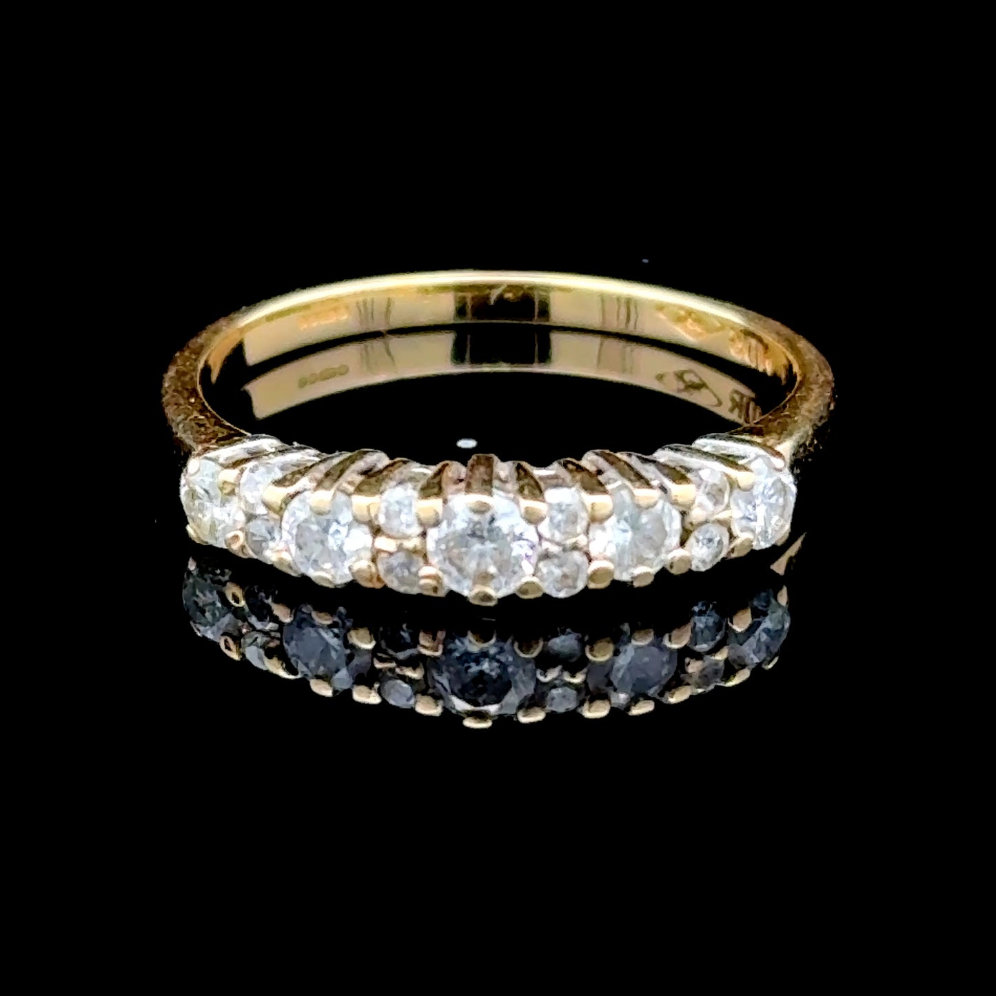 18K Yellow Gold Diamond Band APPX 0.5 CTS