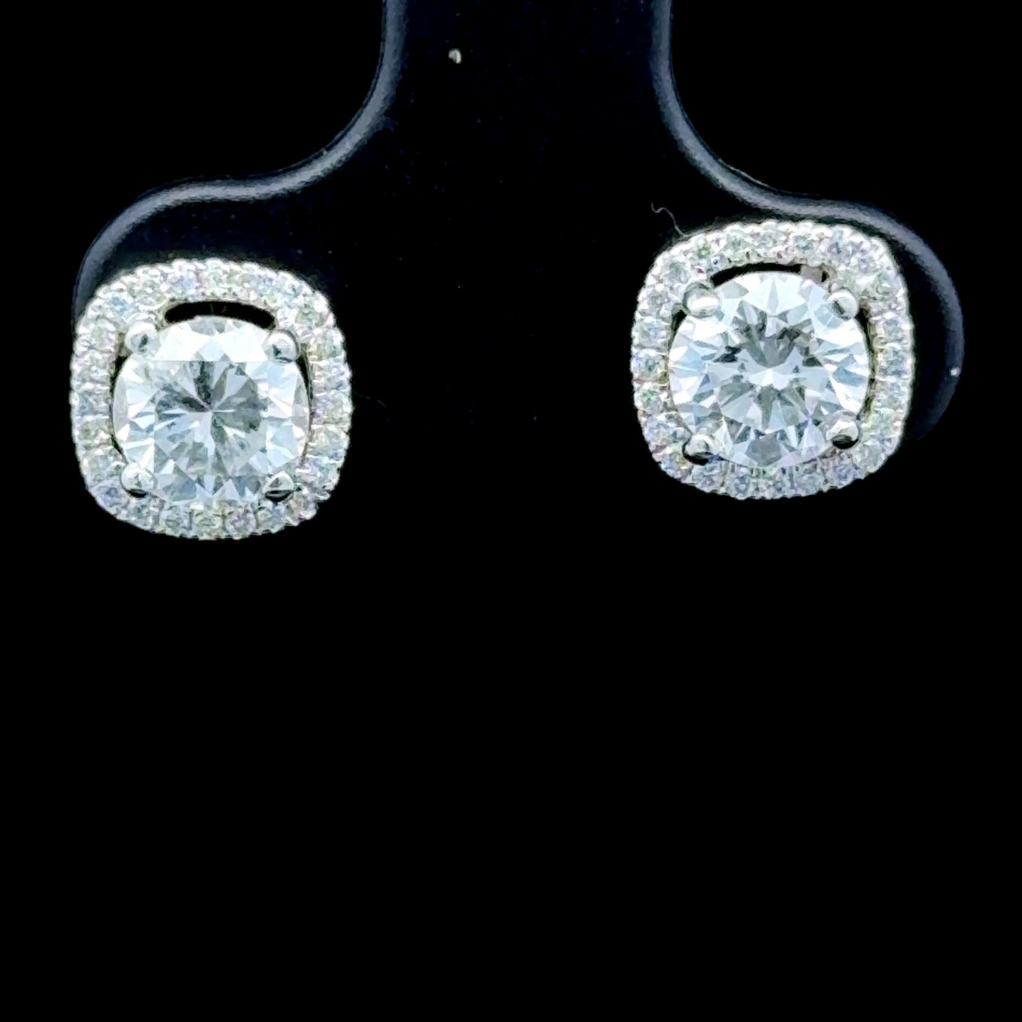 18K White Gold Diamond Halo Studs APPX C:1.0 CTS ,  TOTAL: 1.25 CTS