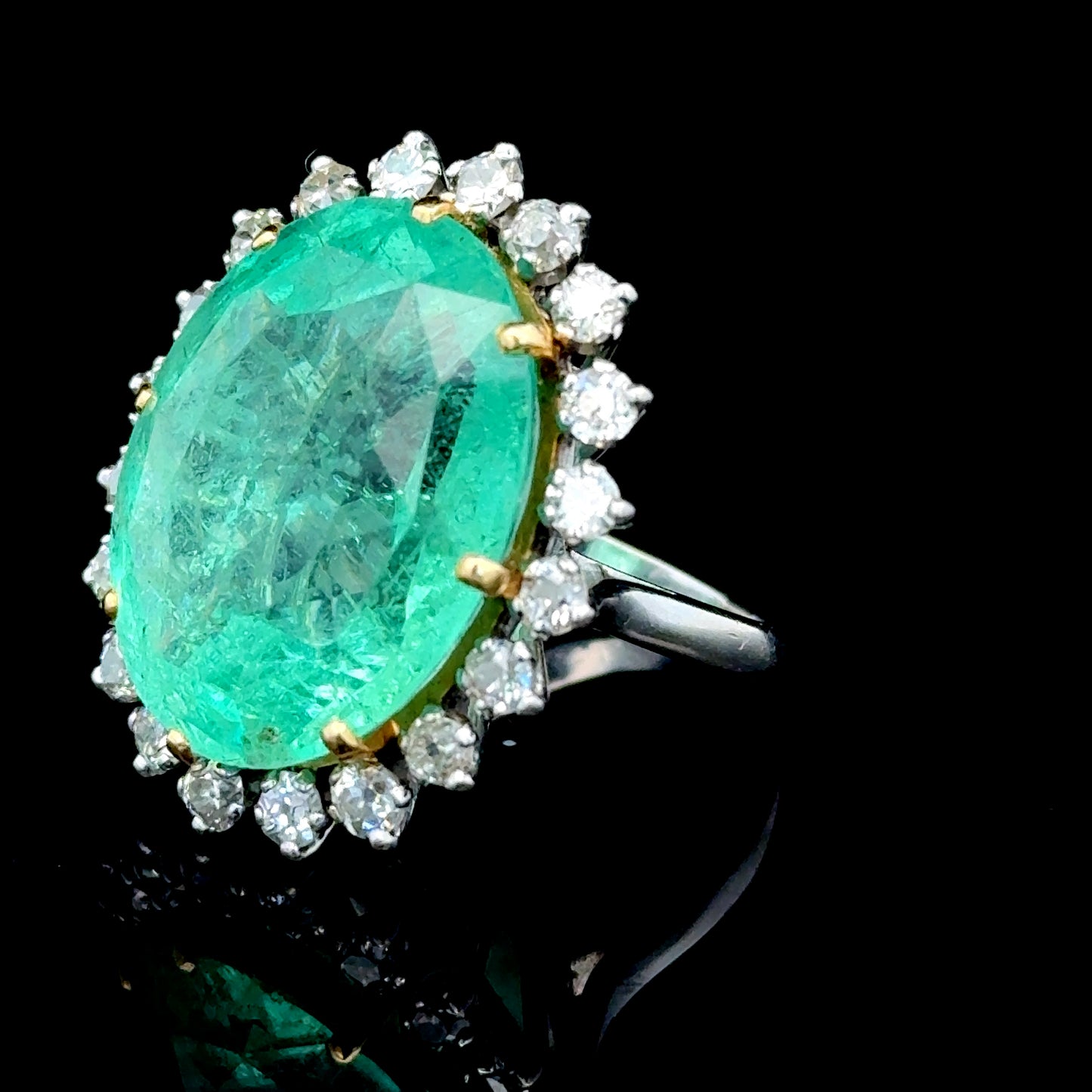 Platinum Emerald & Diamond Cluster Ring APPX E:25 CTS & D:2.0 CTS