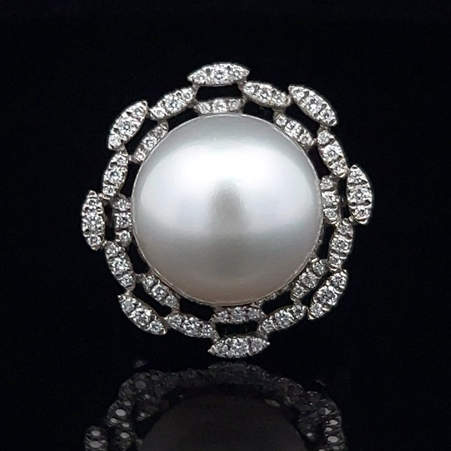 18K White Gold Large Pearl & Diamond Ring