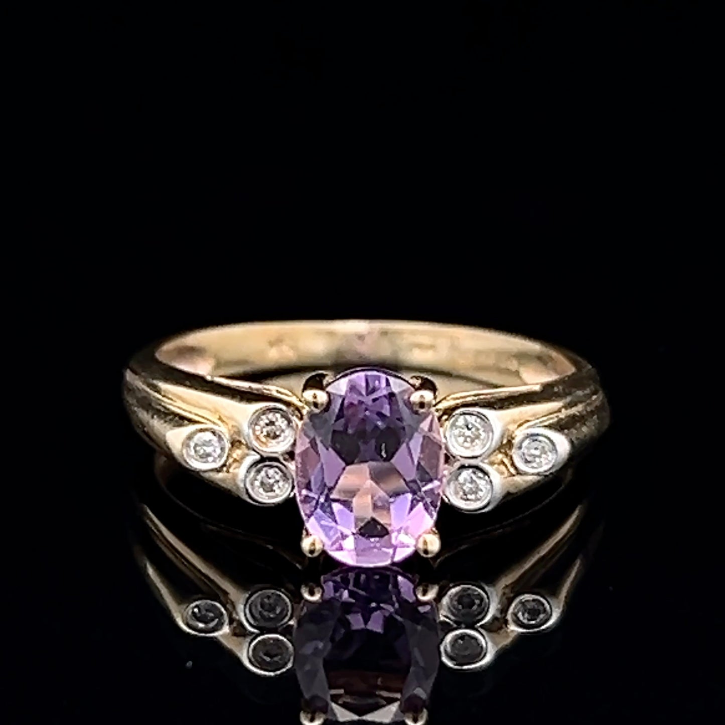 9K Yellow Gold Oval Amethyst & Diamond Ring