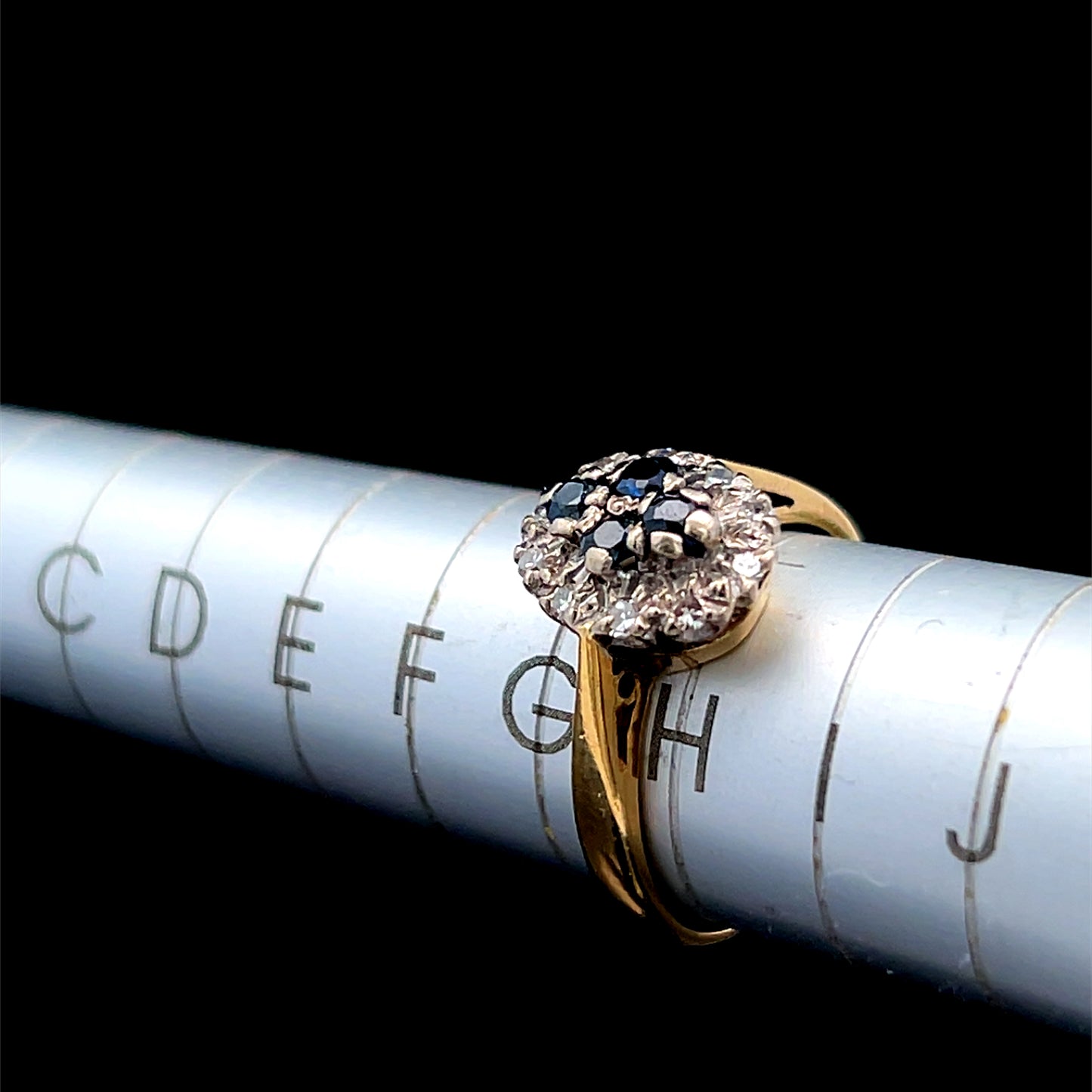 18K Yellow Gold Sapphire & Diamond Cluster Ring